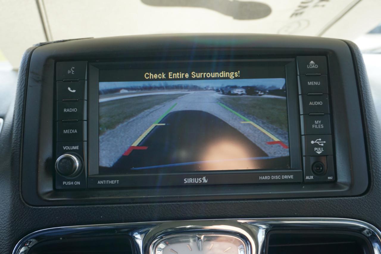 Chrysler Town & Country Touring-L 2016