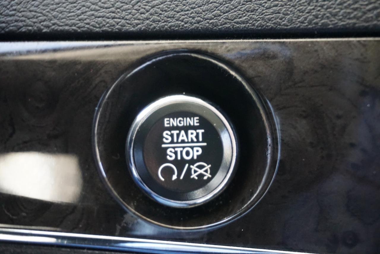 Chrysler Town & Country Touring-L 2016