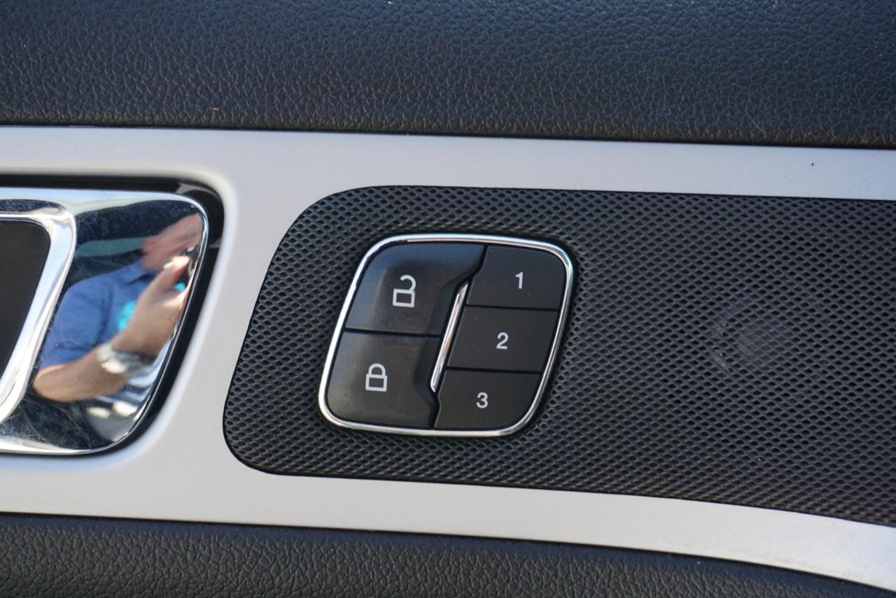 Ford Explorer Sport 4WD 2013