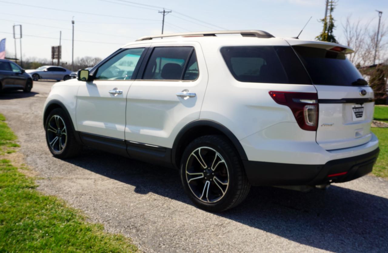 Ford Explorer Sport 4WD 2013