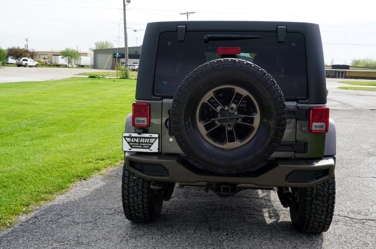 Jeep Wrangler Unlimited Sahara 4WD 2016