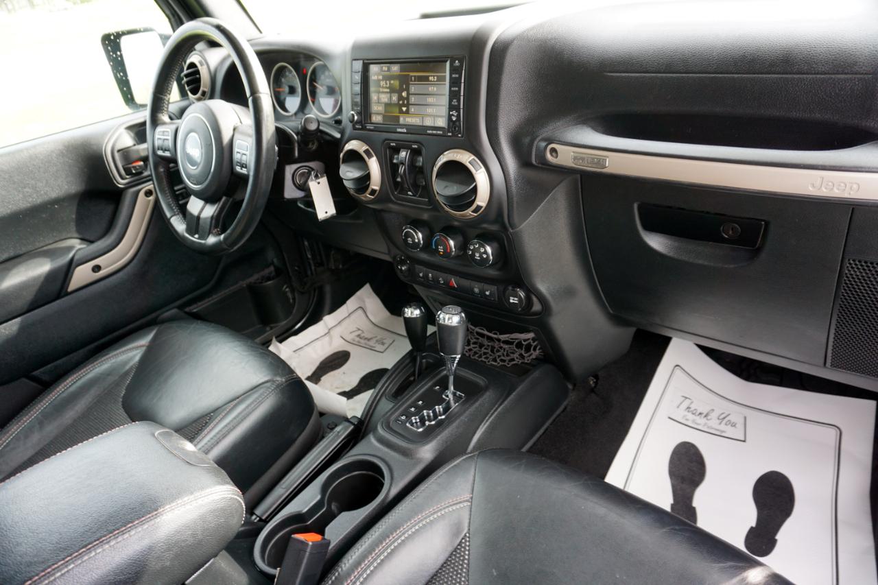 Jeep Wrangler Unlimited Sahara 4WD 2016