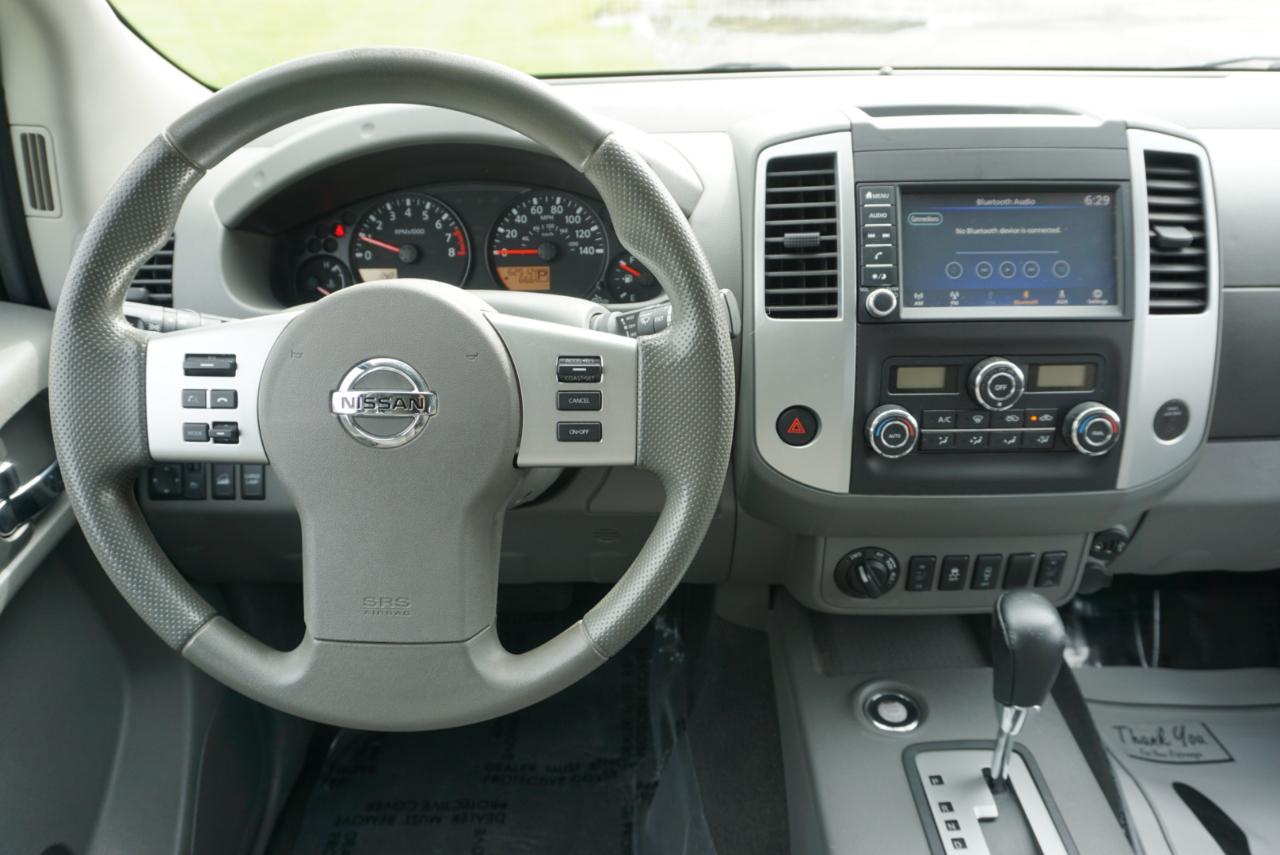 Nissan Frontier SV Crew Cab 4WD 2020