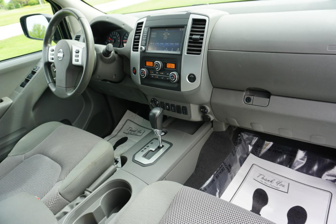 Nissan Frontier SV Crew Cab 4WD 2020
