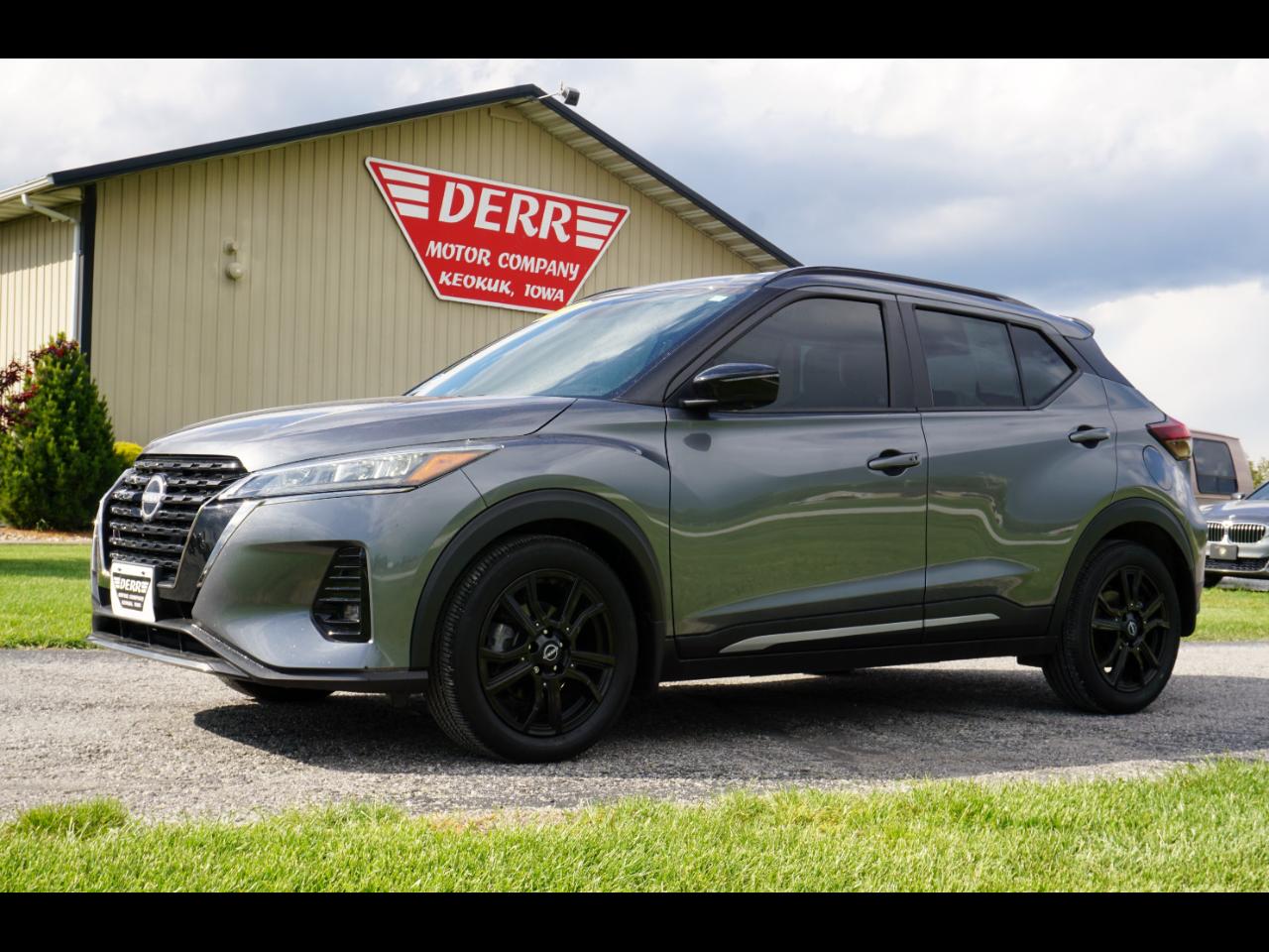 2024 Nissan Kicks SR
