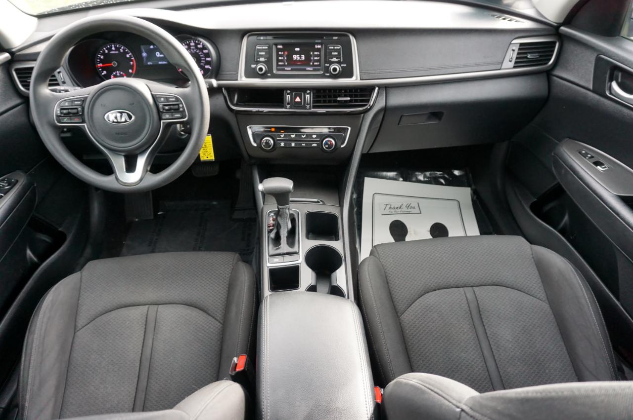 Kia Optima LX 2017