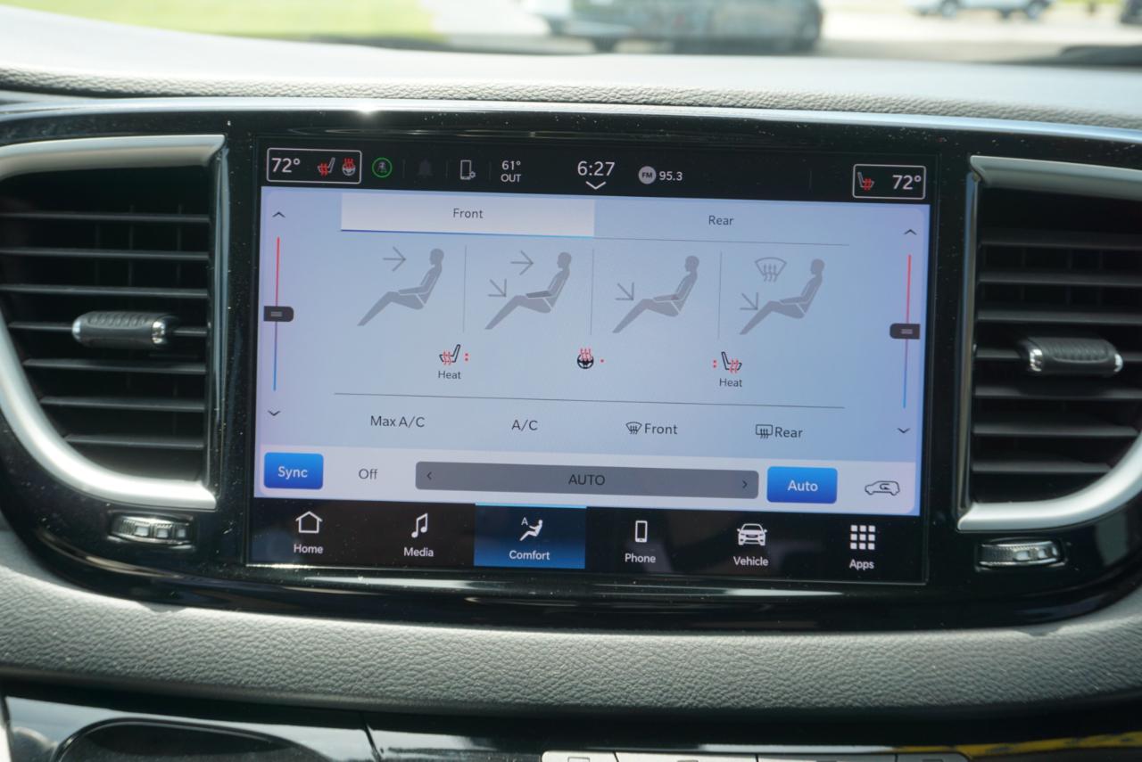 Chrysler Pacifica Touring L 2023