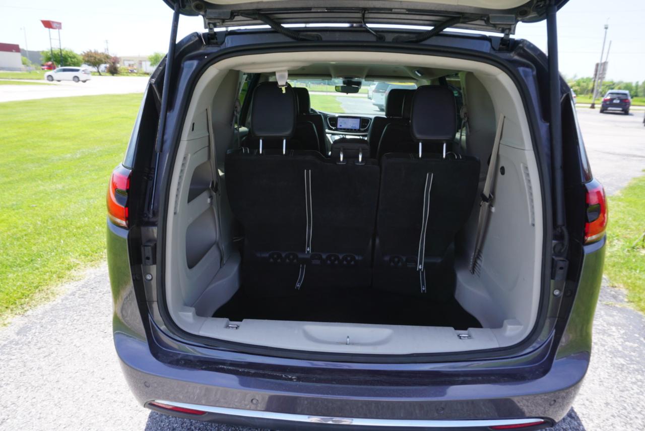 Chrysler Pacifica Touring L 2023