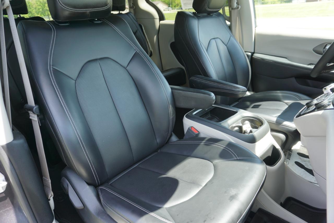 Chrysler Pacifica Touring L 2023