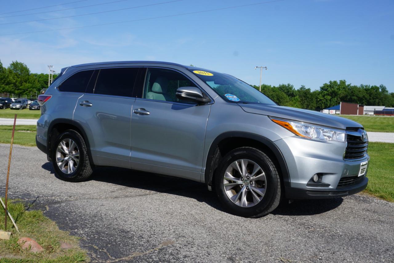 Toyota Highlander XLE AWD V6 2015