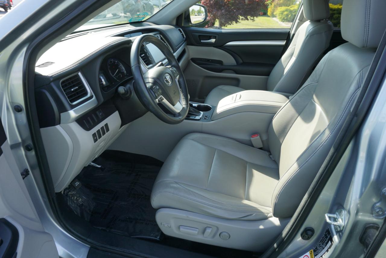 Toyota Highlander XLE AWD V6 2015