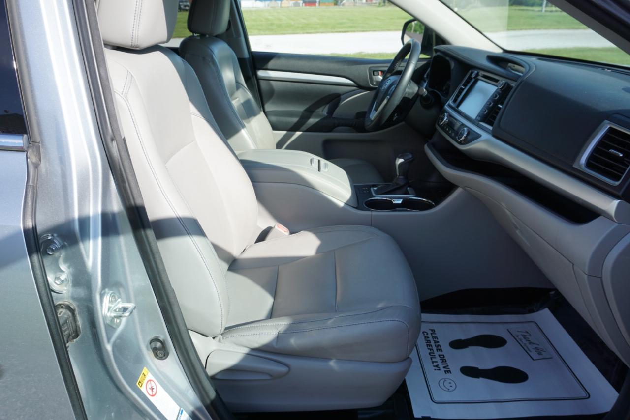 Toyota Highlander XLE AWD V6 2015