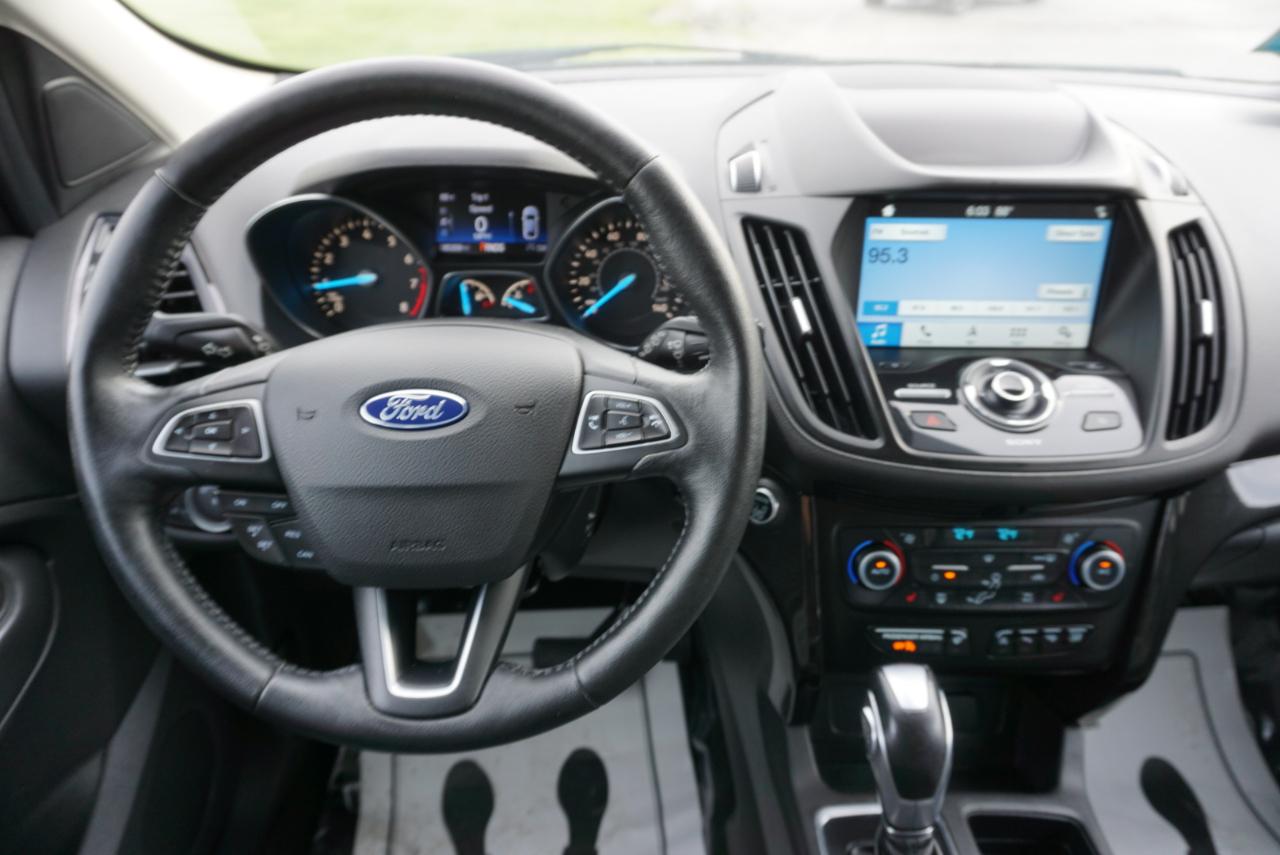 Ford Escape Titanium 4WD 2019