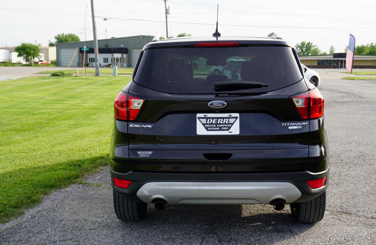 Ford Escape Titanium 4WD 2019