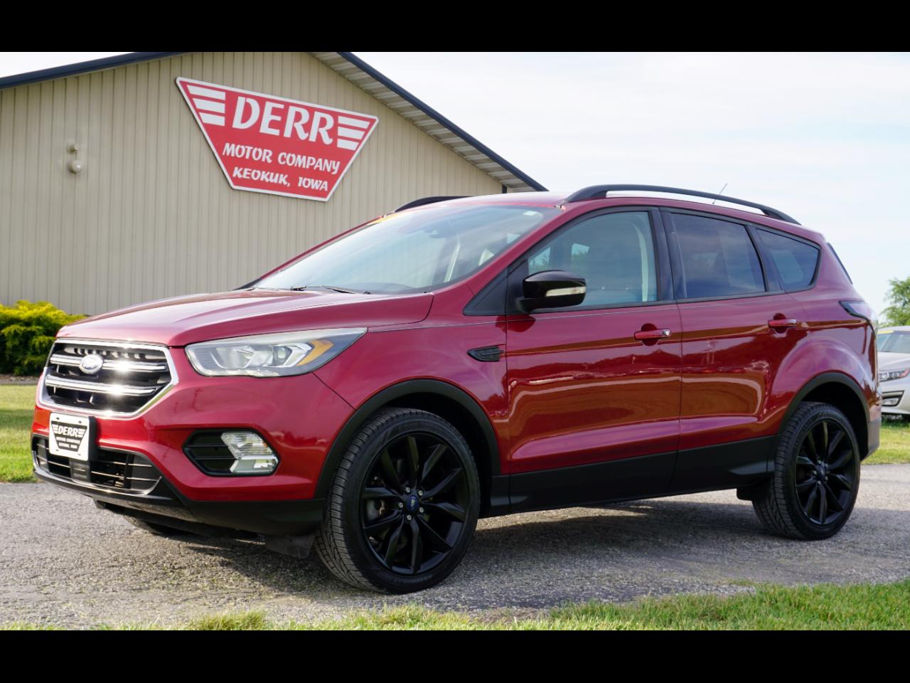 Ford Escape Titanium 4WD 2017