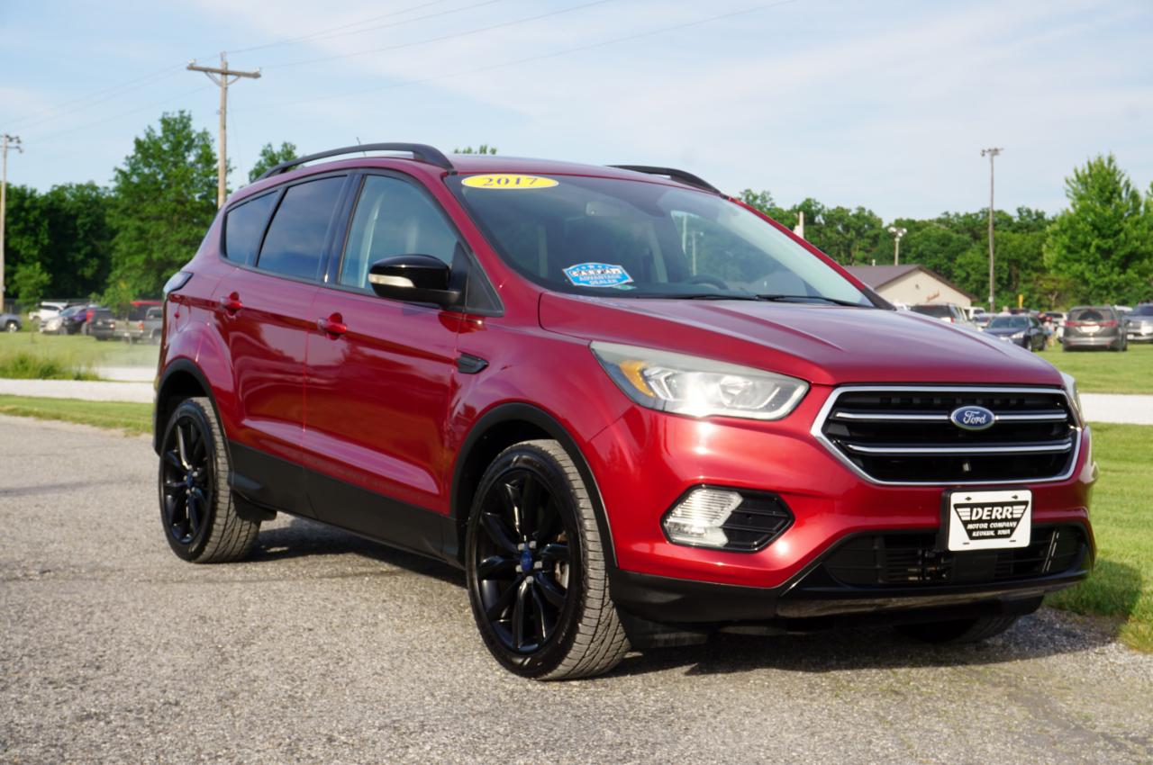 Ford Escape Titanium 4WD 2017