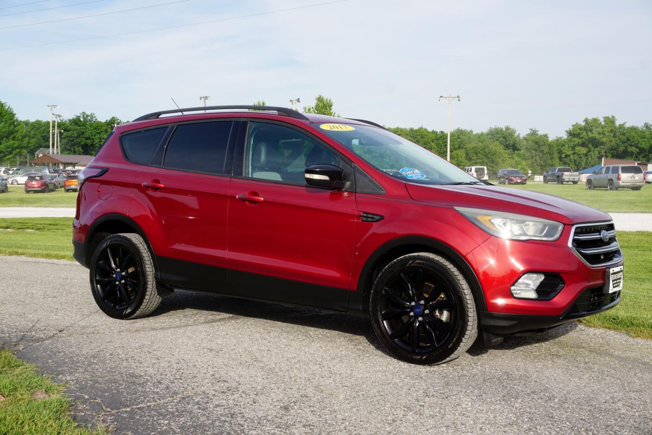 Ford Escape Titanium 4WD 2017