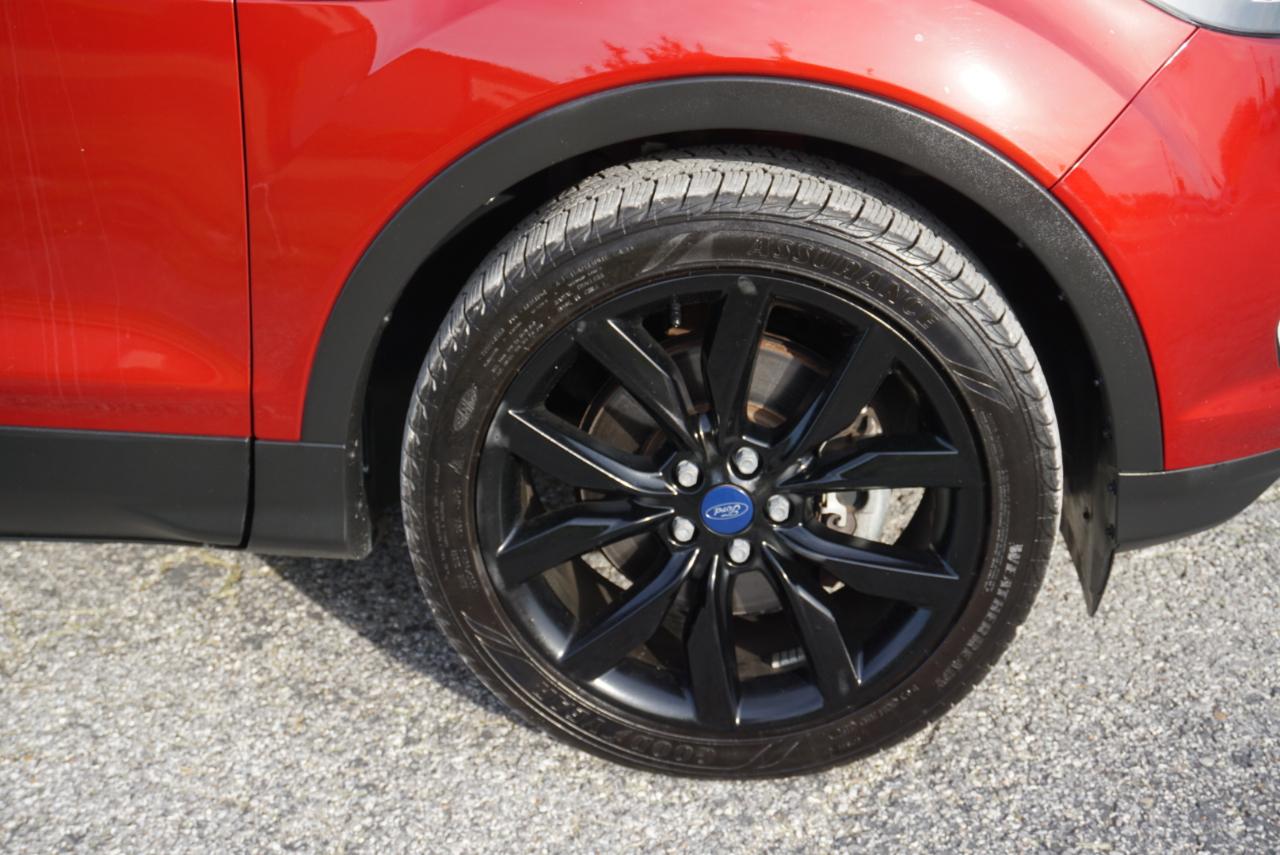 Ford Escape Titanium 4WD 2017