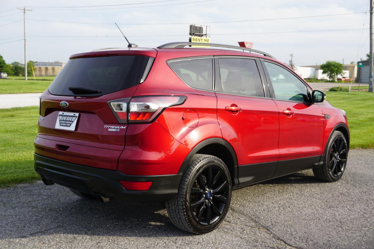 Ford Escape Titanium 4WD 2017
