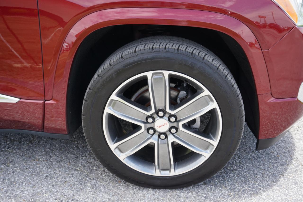 GMC Acadia Denali AWD 2017