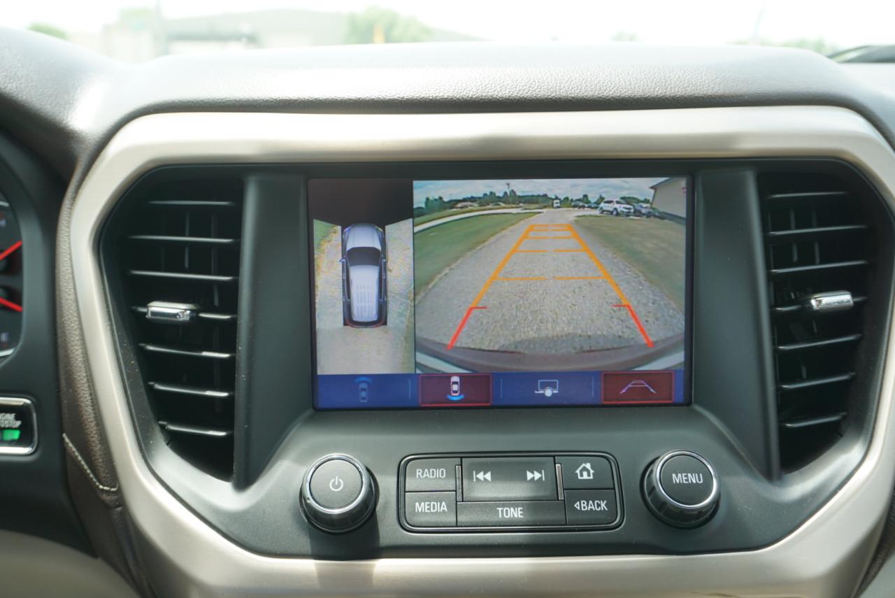 GMC Acadia Denali AWD 2017