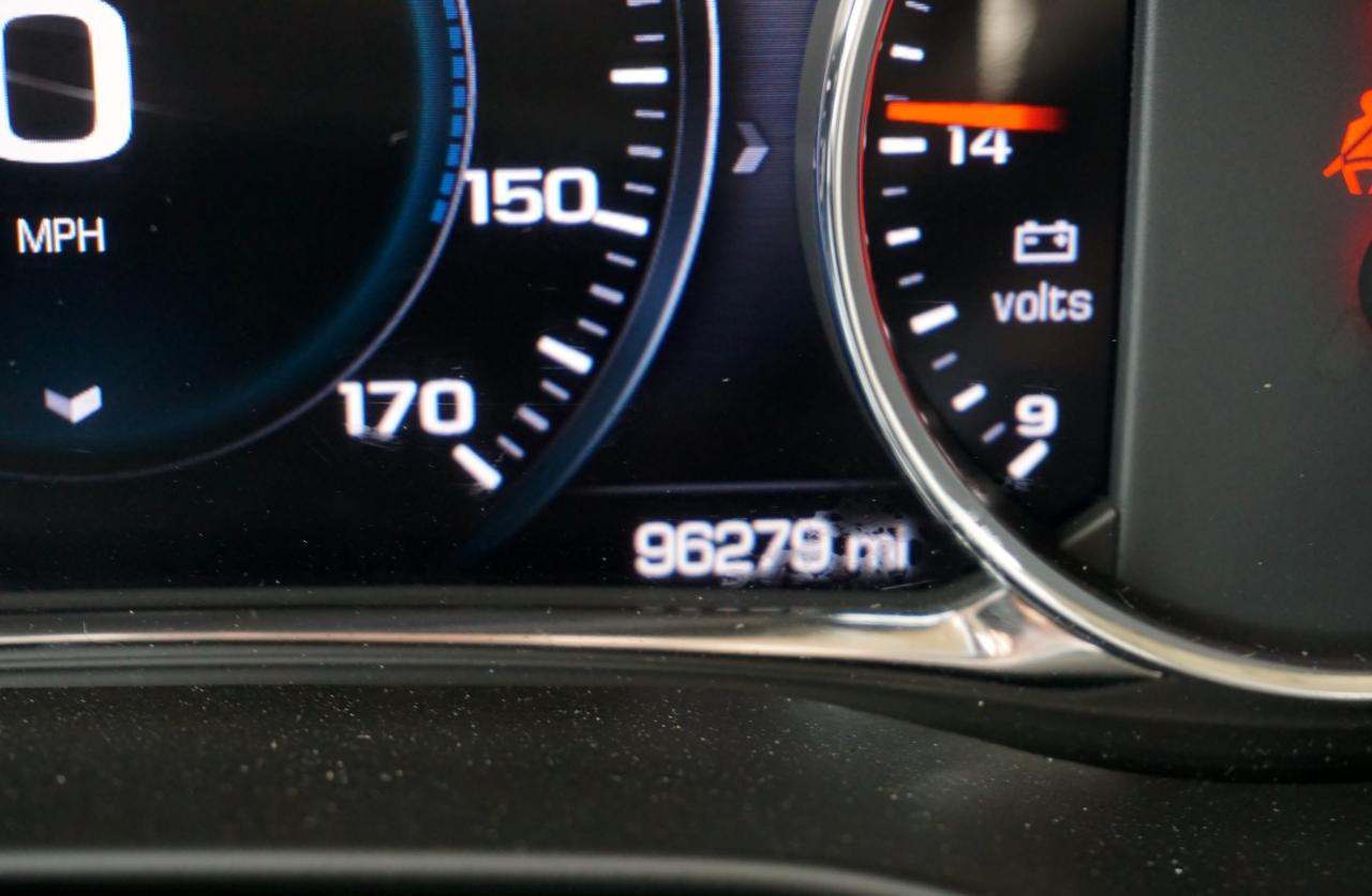 GMC Acadia Denali AWD 2017