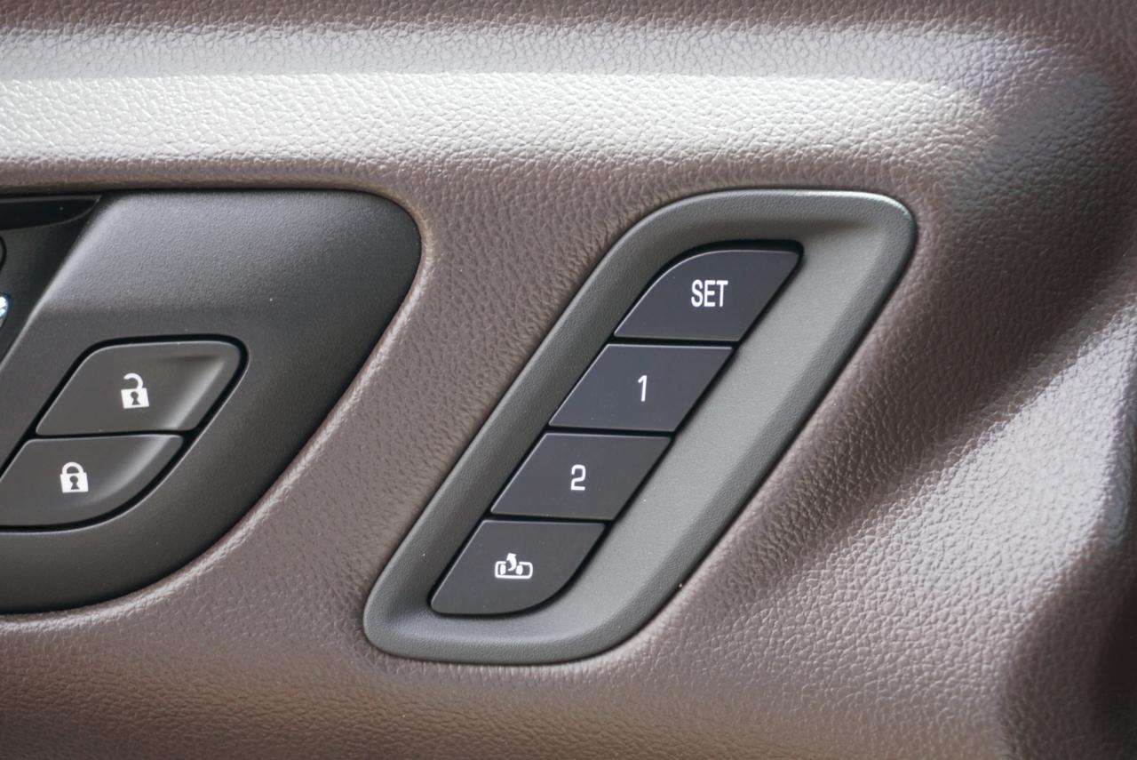 GMC Acadia Denali AWD 2017