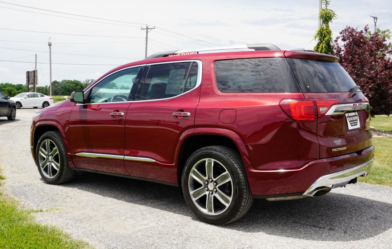 GMC Acadia Denali AWD 2017