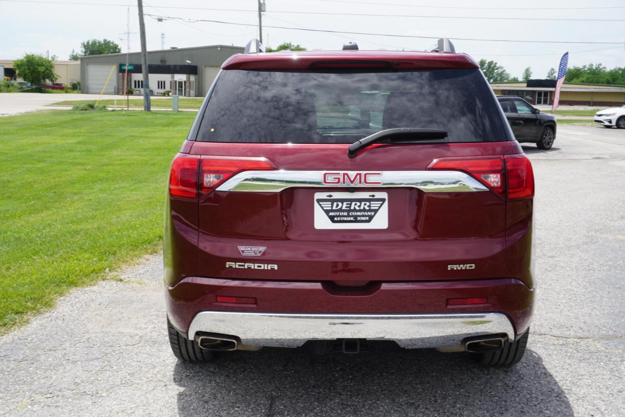 GMC Acadia Denali AWD 2017