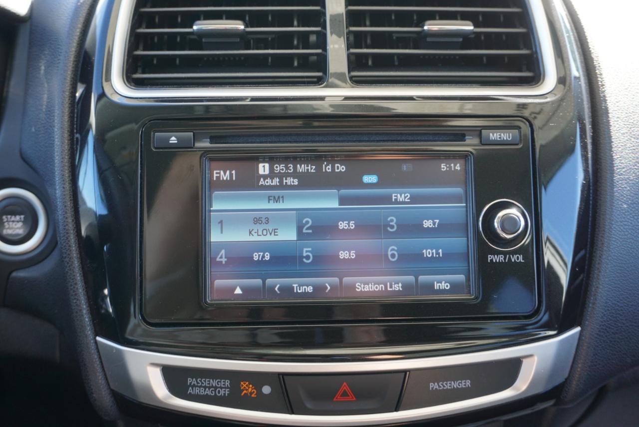 Mitsubishi Outlander Sport  2015
