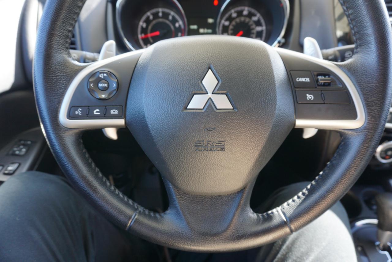 Mitsubishi Outlander Sport  2015