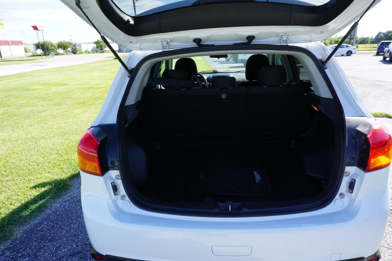 Mitsubishi Outlander Sport  2015