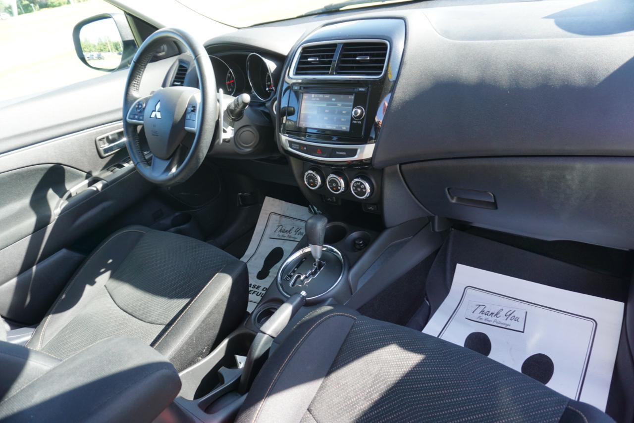 Mitsubishi Outlander Sport  2015