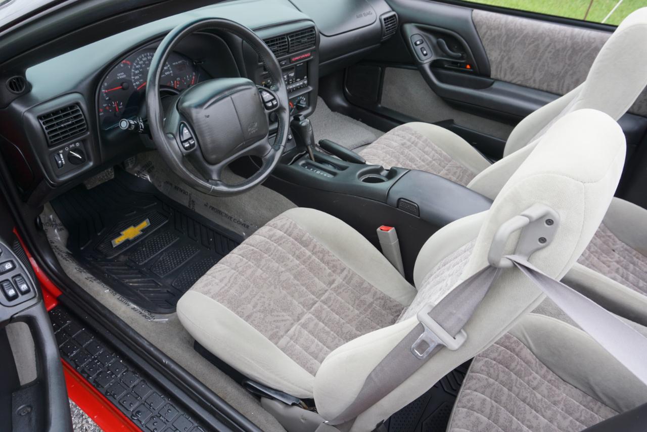 Chevrolet Camaro Convertible 2001