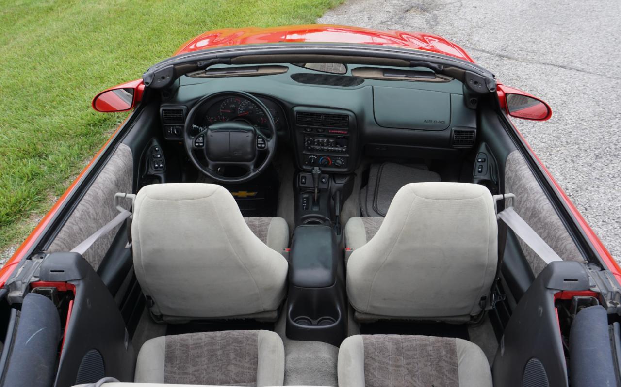 Chevrolet Camaro Convertible 2001