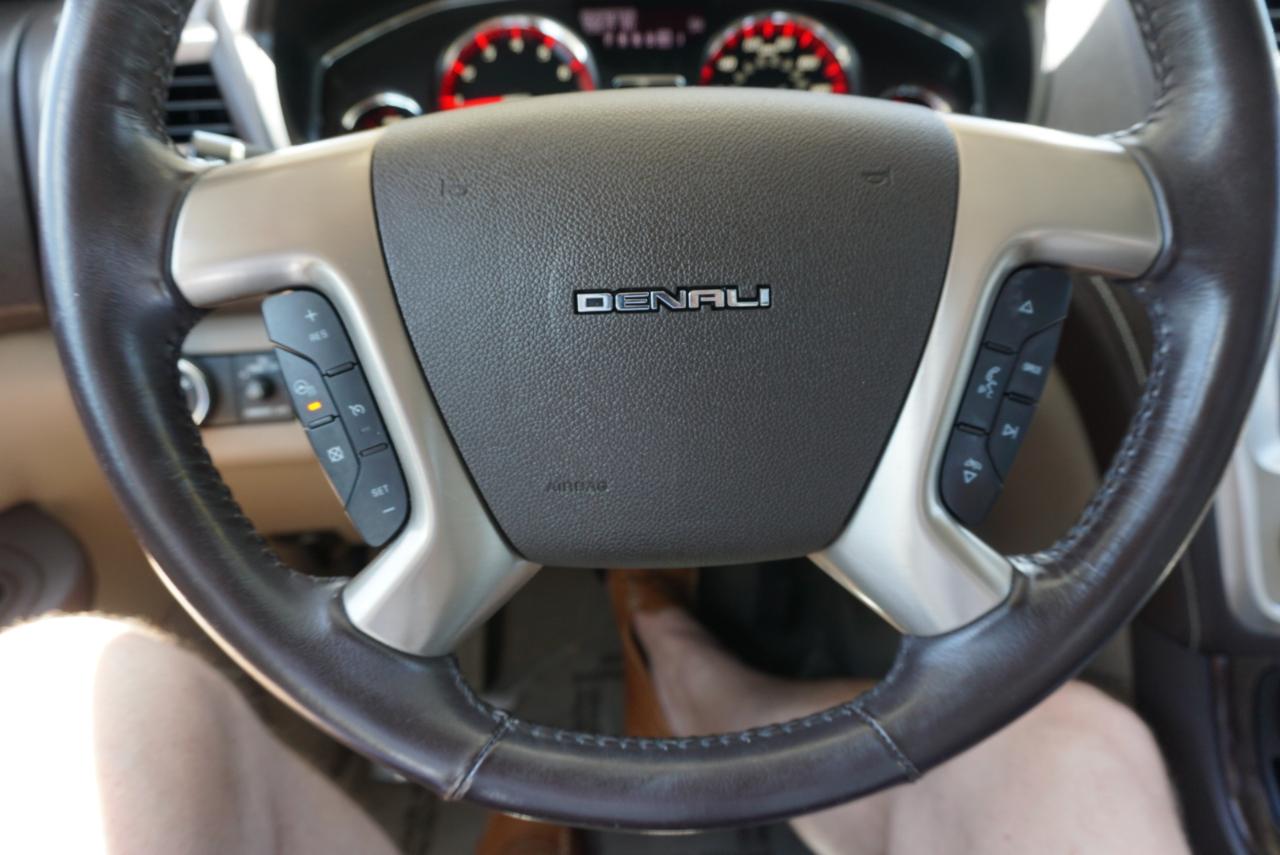 GMC Acadia Denali AWD 2016
