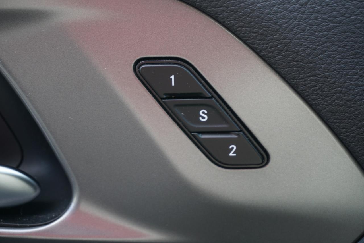 Chrysler Pacifica Select 2025