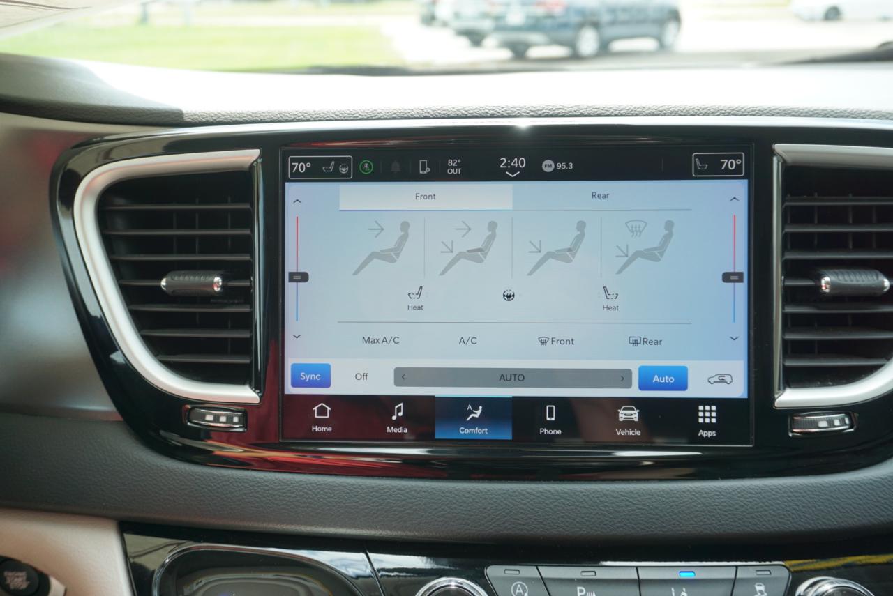Chrysler Pacifica Touring L 2024