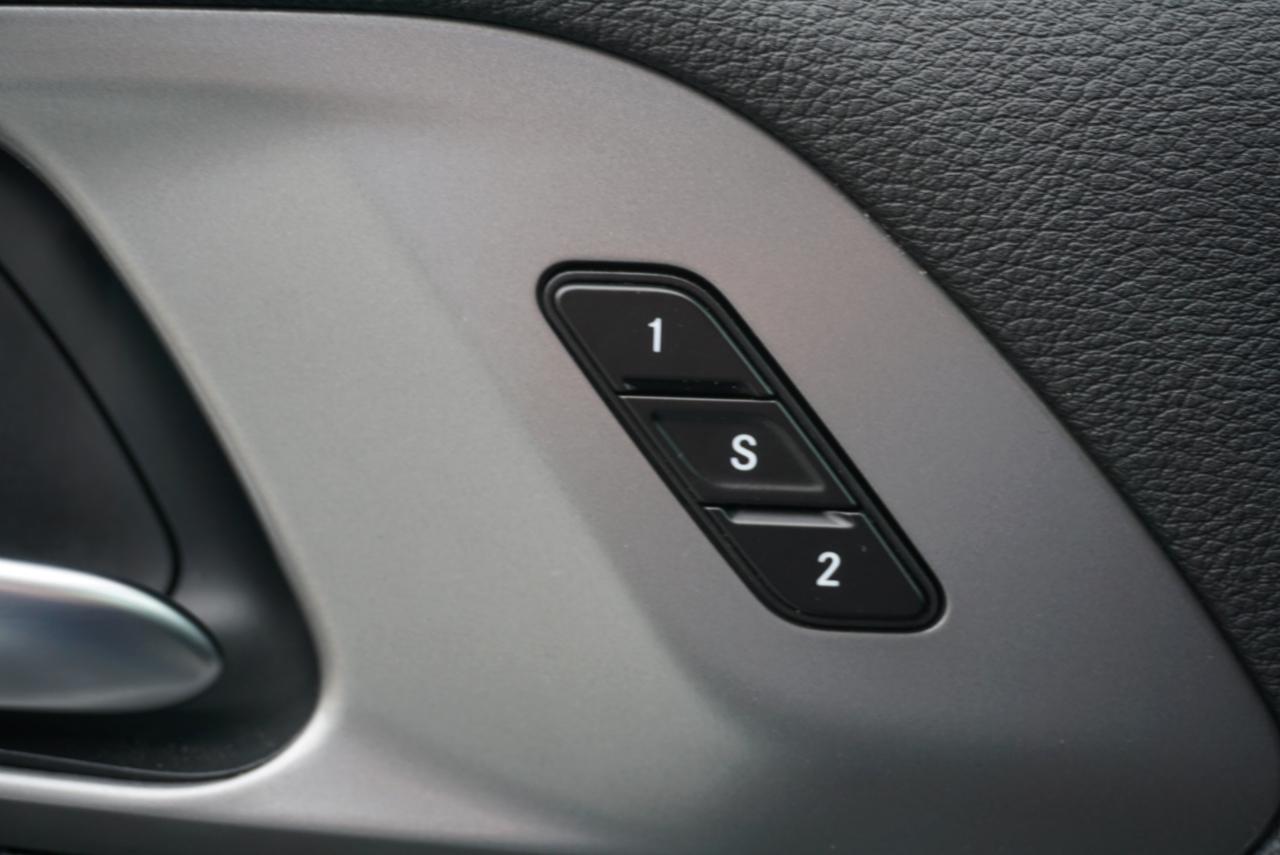Chrysler Pacifica Select 2025