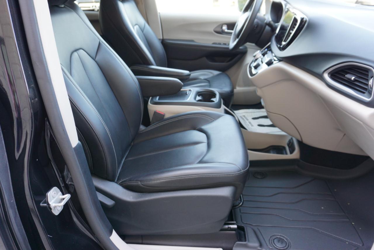 Chrysler Pacifica Touring L 2023