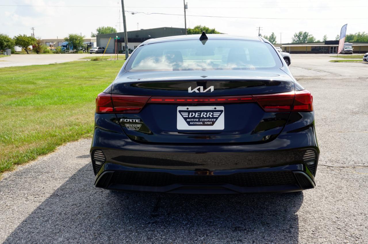 Kia Forte LX 2024