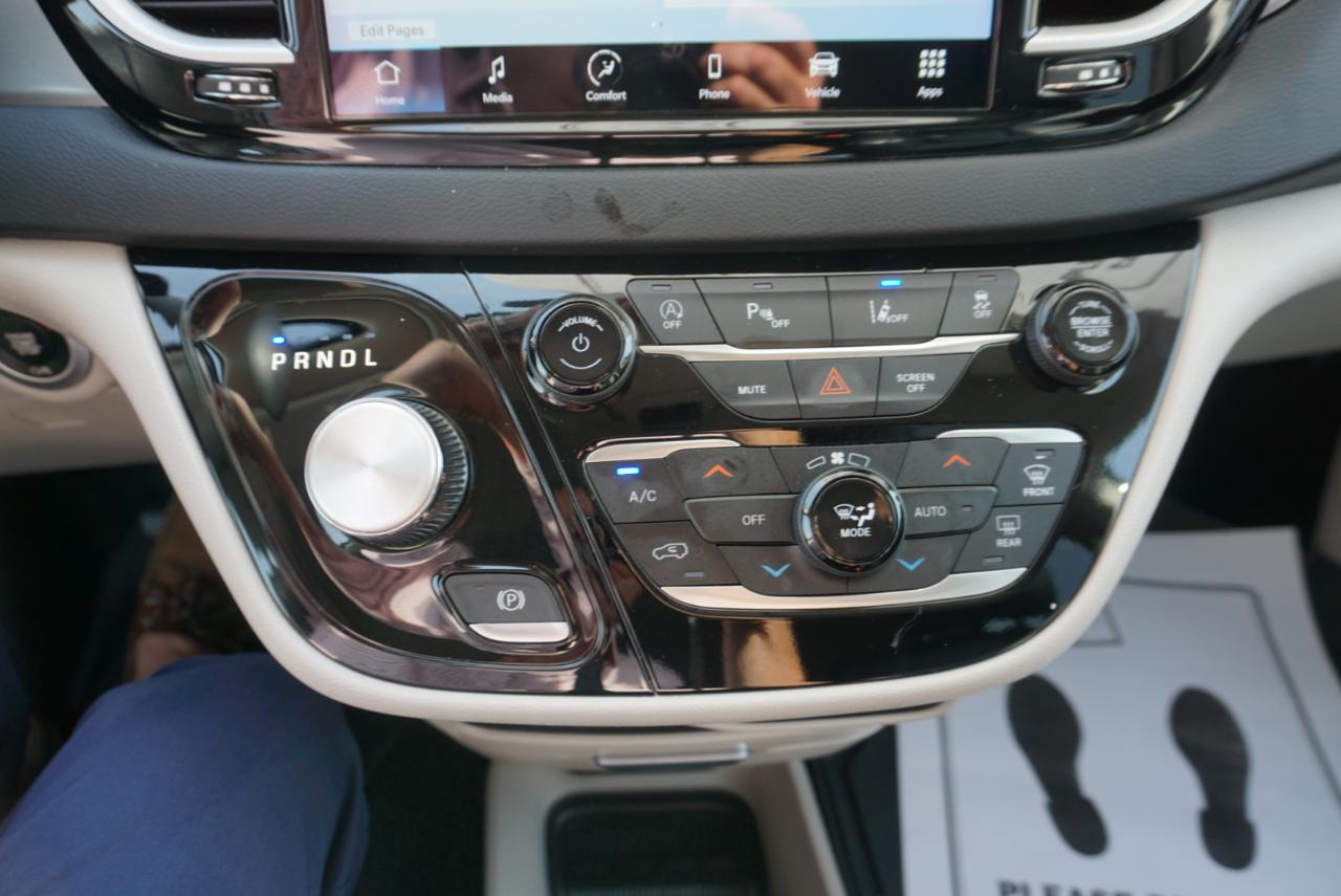 Chrysler Pacifica Touring L 2023