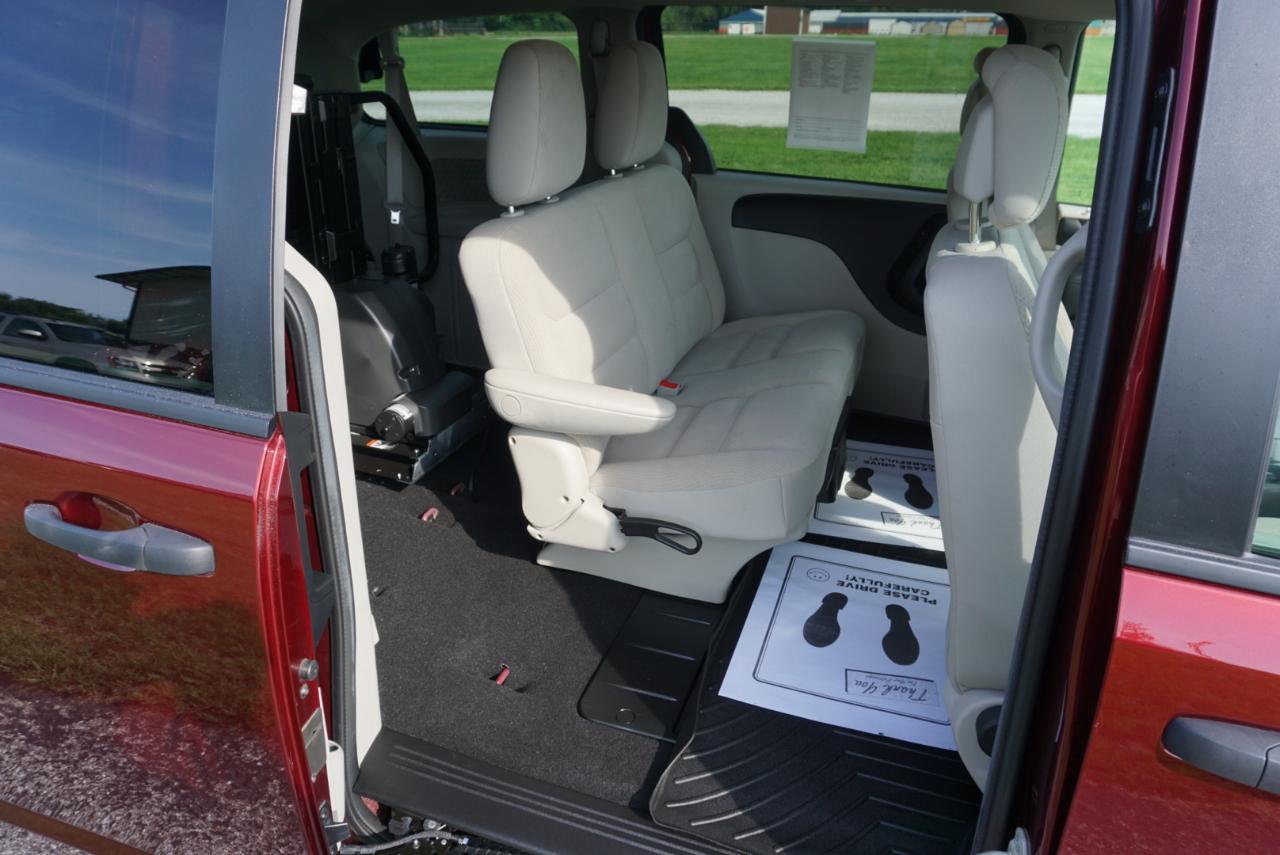 Dodge Grand Caravan SE 2019