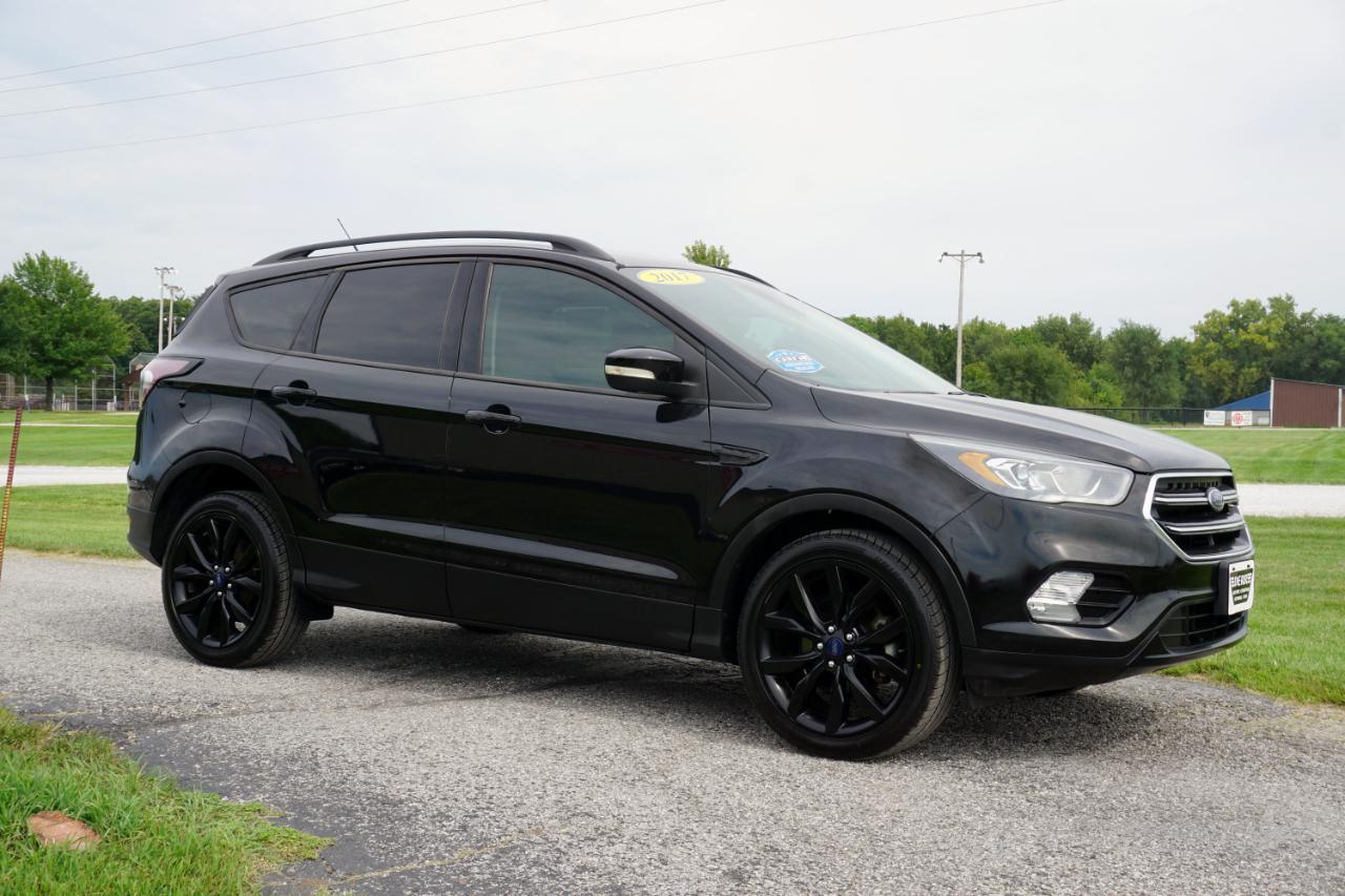 Ford Escape Titanium FWD 2017