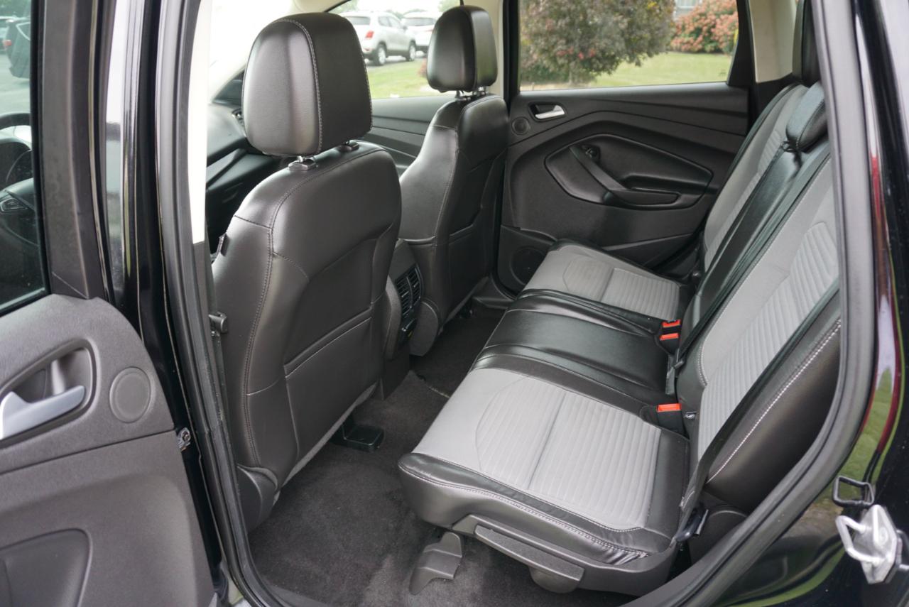 Ford Escape Titanium FWD 2017