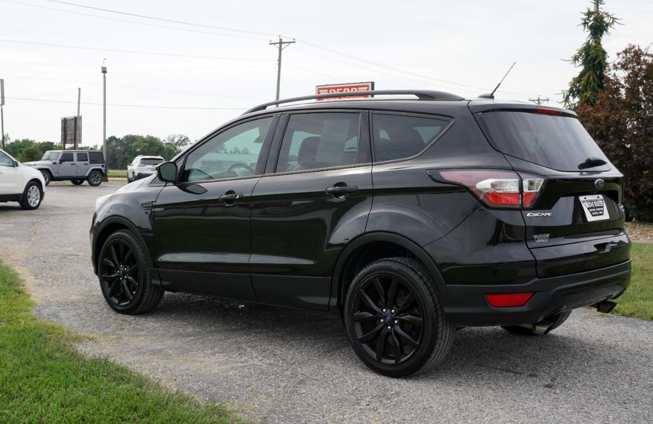 Ford Escape Titanium FWD 2017