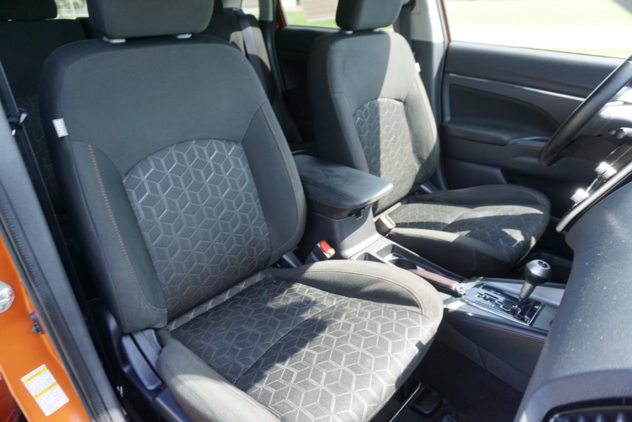 Mitsubishi Outlander Sport 2.0 ES CVT 2022