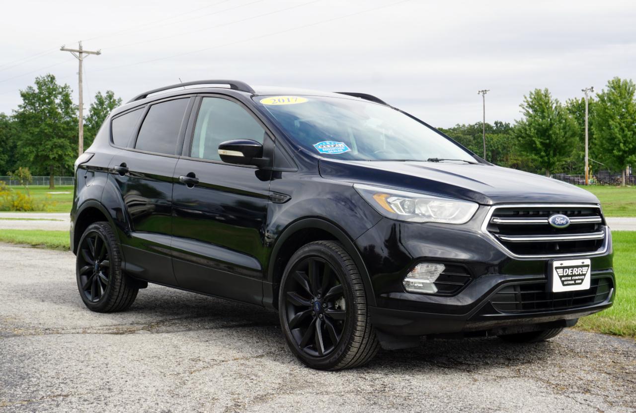 Ford Escape Titanium 4WD 2017