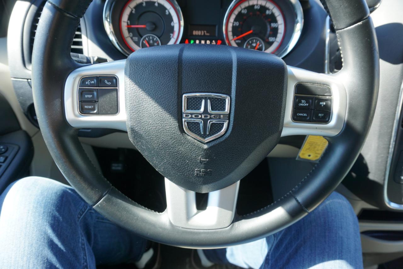Dodge Grand Caravan SE 2013