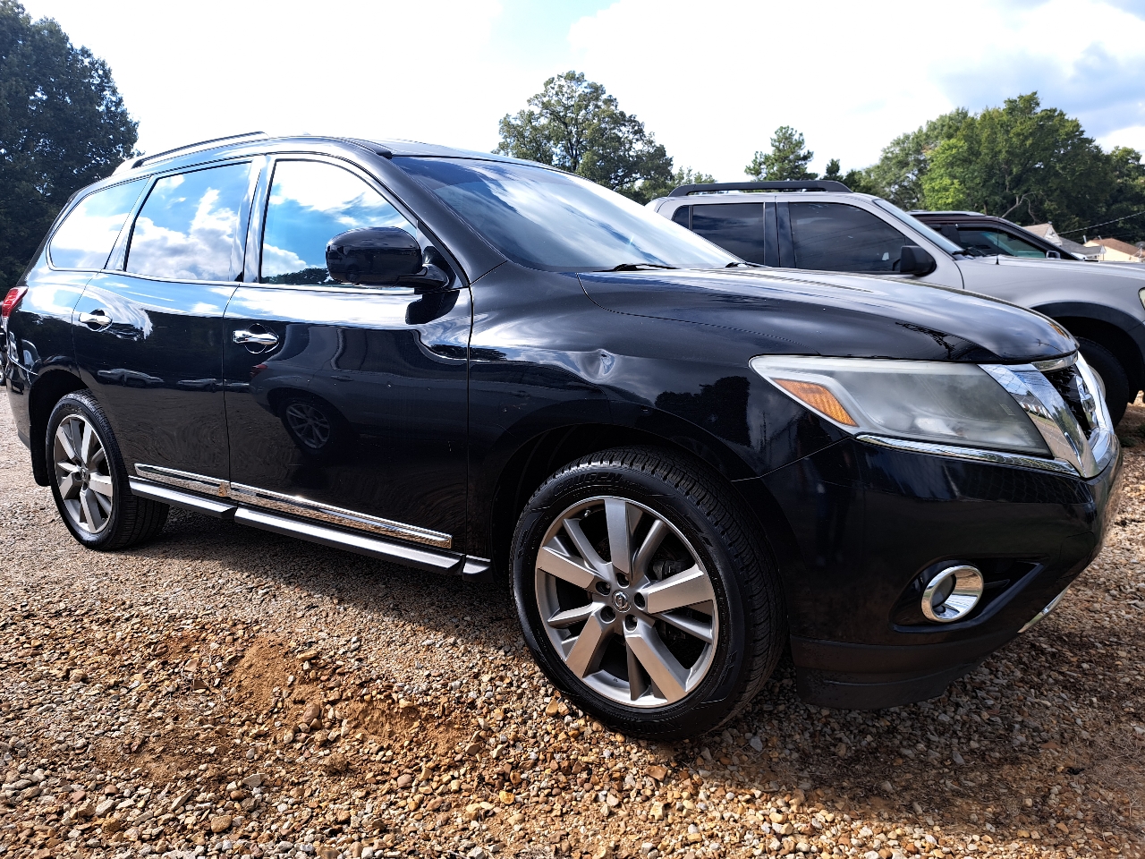 Nissan Pathfinder S 2WD 2013 Nissan Pathfinder S 2WD 2013